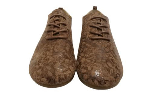 【かぼちゃの馬車 CA-15FL ブラウン】フラワー柄の靴紐シューズ